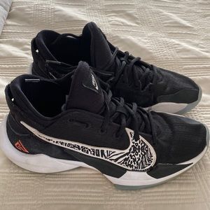 Nike Giannis sneakers